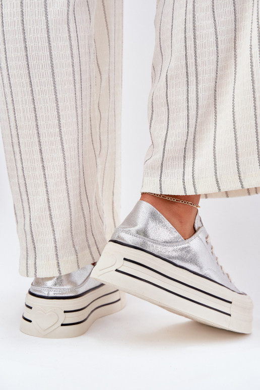   Laisvalaikio bateliai su platforma GOE RR2N4108 sidabro spalvos