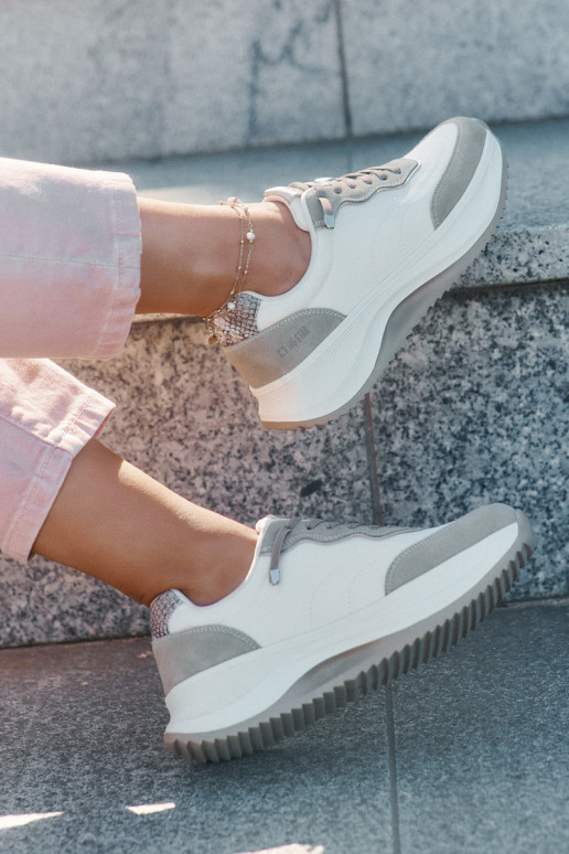 iš zomšos  modelio batai  su platforma Big Star RR274A344 HI-POLY SYSTEM smėlio spalvos