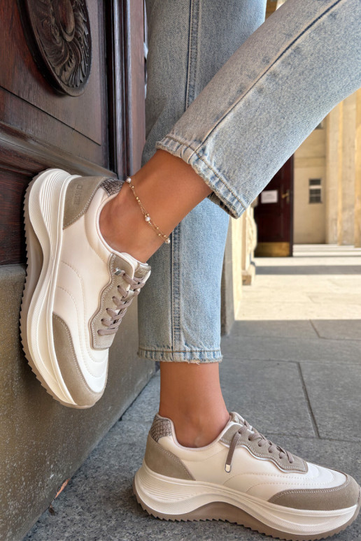 iš zomšos  modelio batai  su platforma Big Star RR274A344 HI-POLY SYSTEM smėlio spalvos