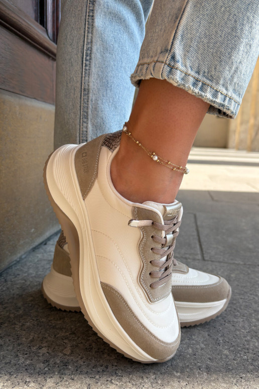 iš zomšos  modelio batai  su platforma Big Star RR274A344 HI-POLY SYSTEM smėlio spalvos