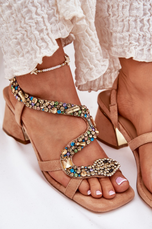 Moteriškos aukštakulnės basutės su spindinčiomis akutėmis Artiker 56C1377 smėlio spalvos