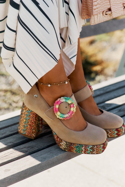 Zomšiniai bateliai  su kulniukais ir platforma  06839-04 smėlio spalvos