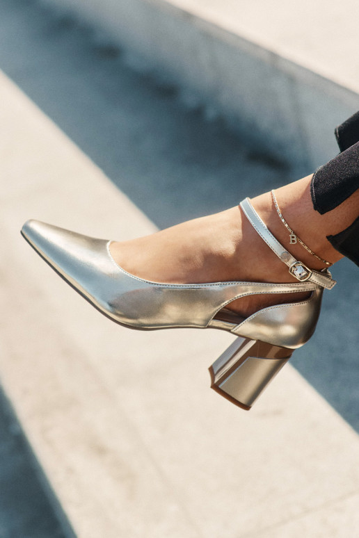   Bateliai su kulniukais  K6816-25 aukso spalvos