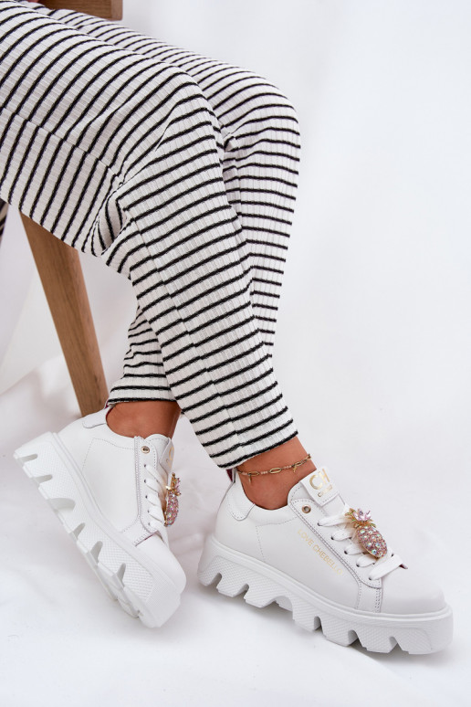    modelio batai dekoruoti Broszką Ananas CheBello 4651 baltos spalvos