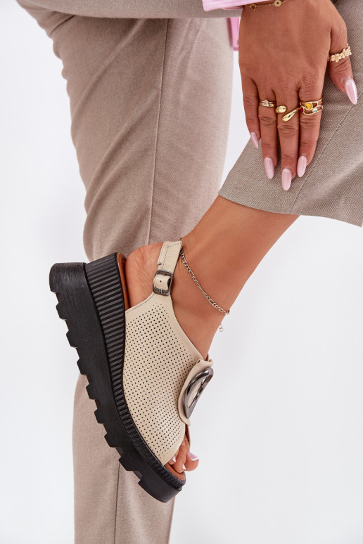 Moteriškos basutės   su ornamentais Artiker 56C0111 smėlio spalvos