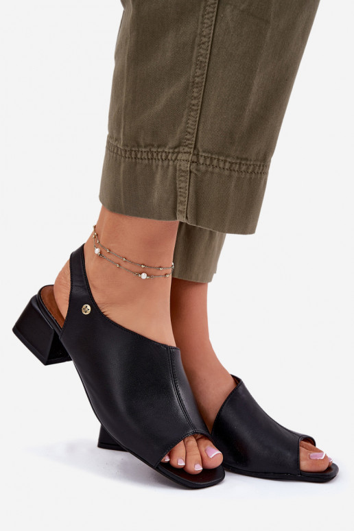 Moteriškos basutės    06975-01 Juodos spalvos