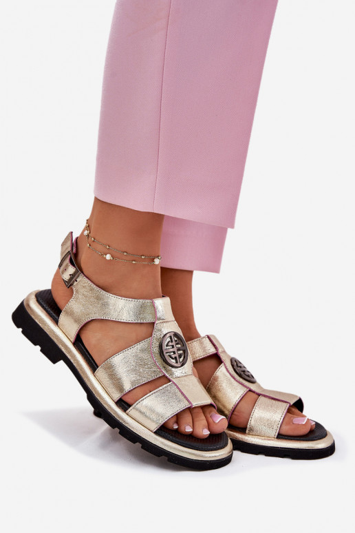 Moteriškos basutės  su lako efektu  Detalem Artiker 56C0689 aukso spalvos