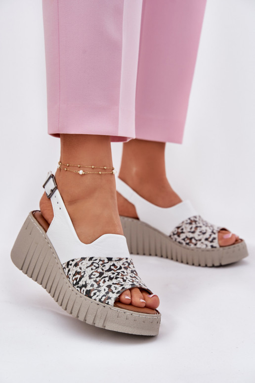 Moteriškos basutės Z Naturalnej Skóry  Artiker 56C0958 baltos spalvos