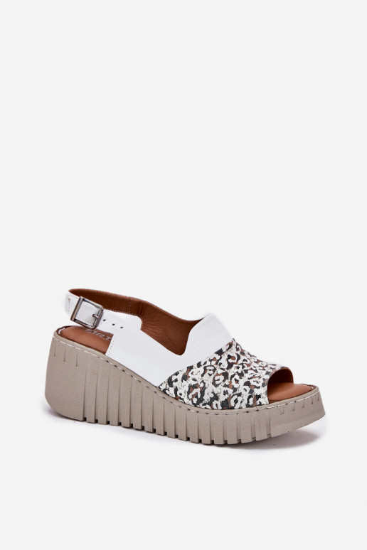 Moteriškos basutės Z Naturalnej Skóry  Artiker 56C0958 baltos spalvos