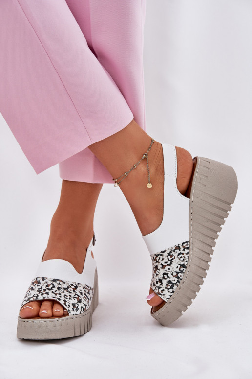 Moteriškos basutės Z Naturalnej Skóry  Artiker 56C0958 baltos spalvos