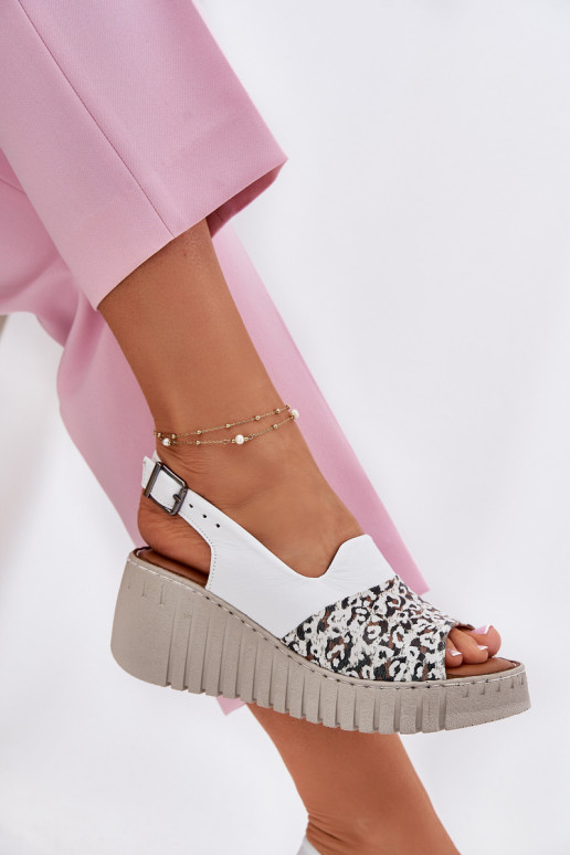 Moteriškos basutės Z Naturalnej Skóry  Artiker 56C0958 baltos spalvos