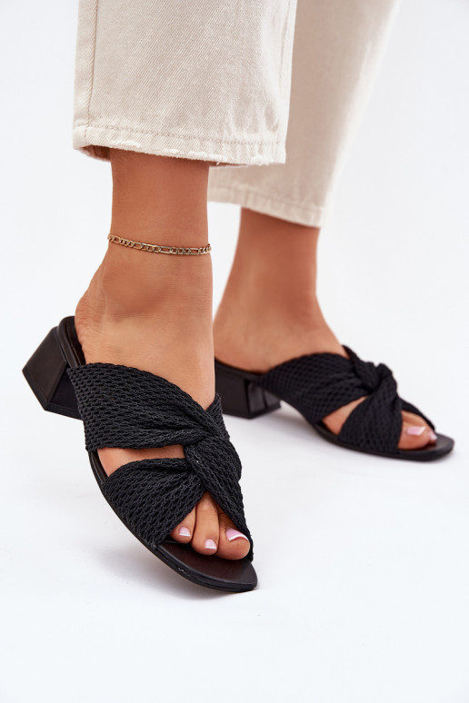 Moteriškos šlepetės   06955-01 Juodos spalvos