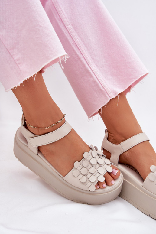 Moteriškos basutės  su platforma CheBello 4701 smėlio spalvos