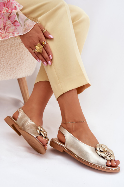   Lygiapadės basutės su ornamentais CheBello 4642 aukso spalvos