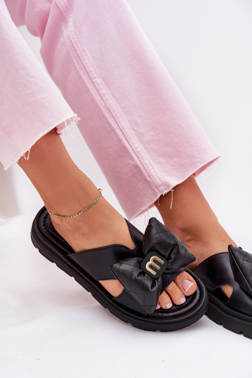 Šlepetės  su platforma su kaspinais CheBello 4647 Juodos spalvos