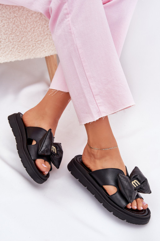 Šlepetės  su platforma su kaspinais CheBello 4647 Juodos spalvos