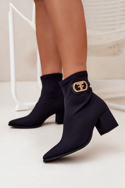 Moteriški aulinukai Ze aukso spalvosm Detalem Zazoo 3128 Juodos spalvos