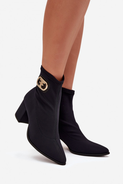 Moteriški aulinukai Ze aukso spalvosm Detalem Zazoo 3128 Juodos spalvos