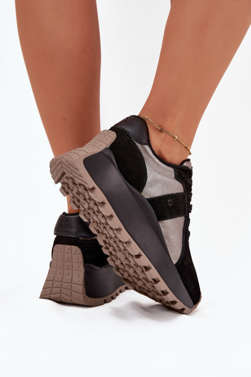 iš zomšos  modelio batai  pašiltinti su platforma Big Star OO274A217 HI-POLY SYSTEM Juodos spalvos