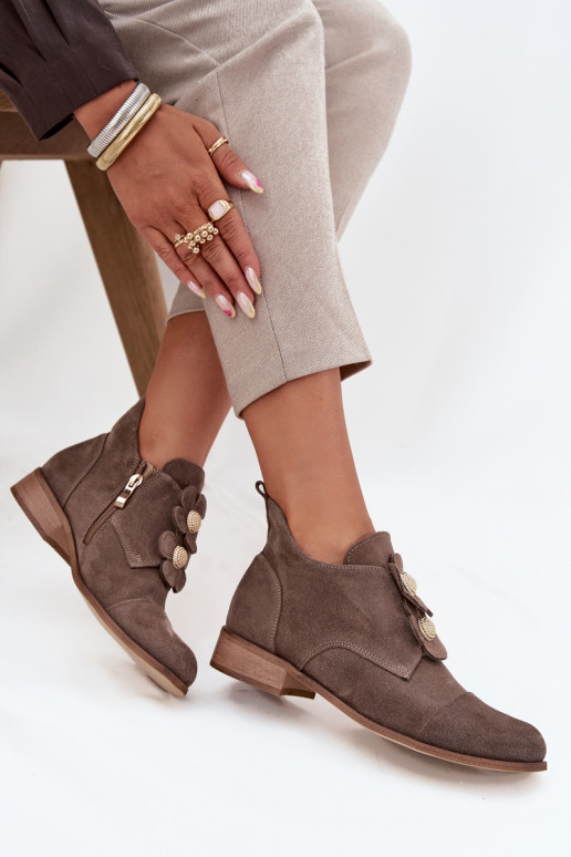 iš zomšos batai   su gėlių motyvaiskami Zazoo 3080 smėlio spalvos