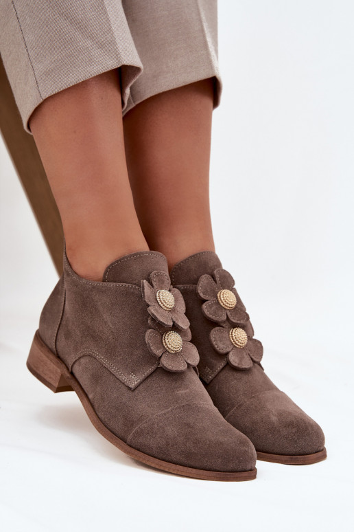 iš zomšos batai   su gėlių motyvaiskami Zazoo 3080 smėlio spalvos