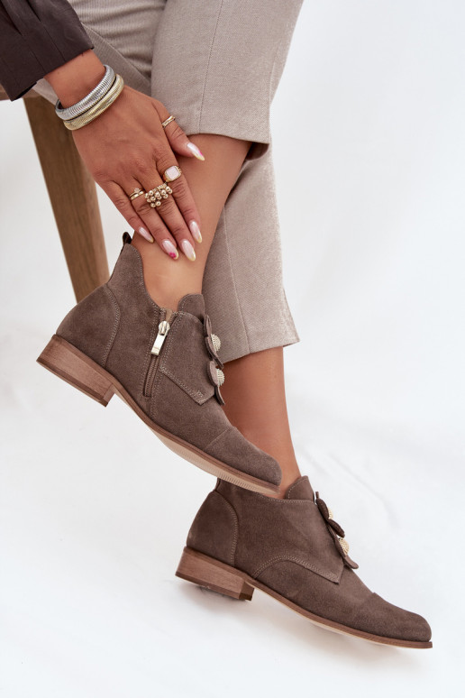 iš zomšos batai   su gėlių motyvaiskami Zazoo 3080 smėlio spalvos