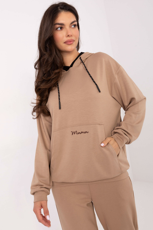 Tamsiai smėlinės spalvos komplektas