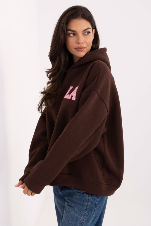 Tamsiai rudas džemperis