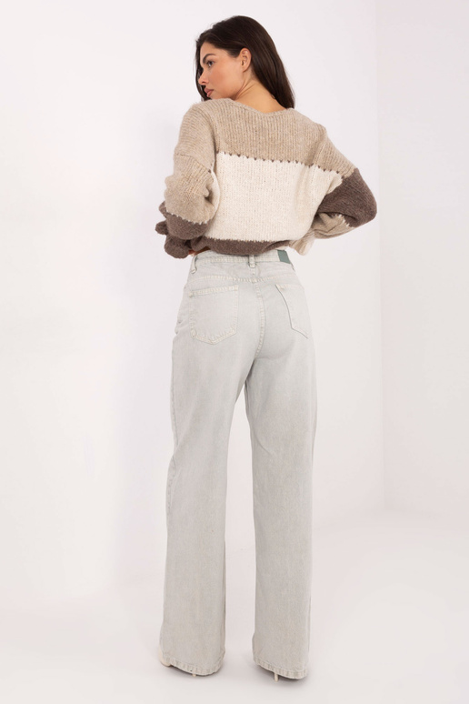 Šviesiai pilkos kelnės