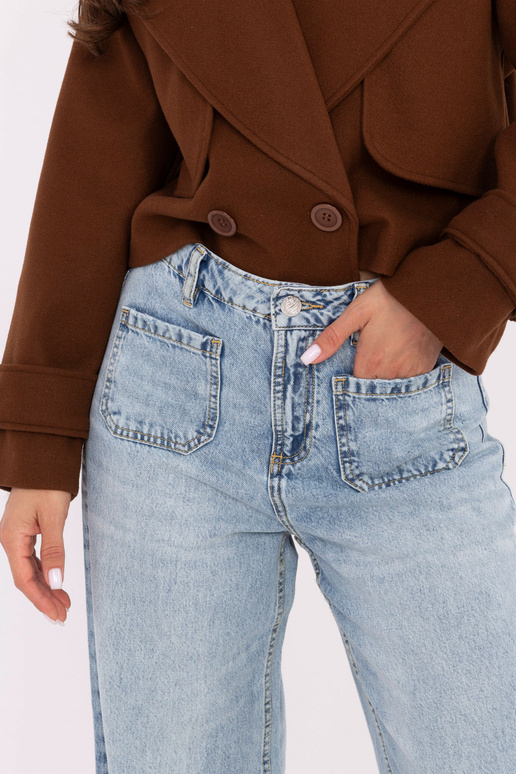 Šviesiai mėlynos kelnės