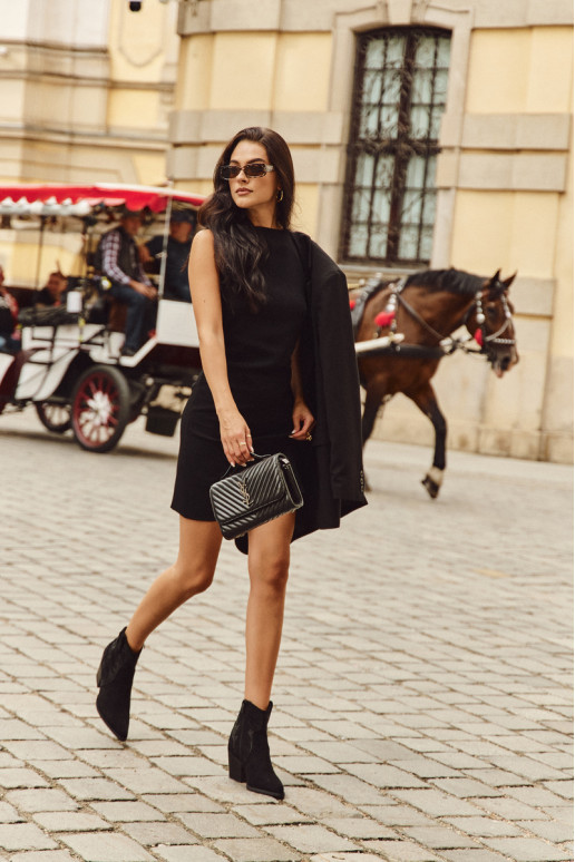 kaubojiško stiliaus aulinukai  pašiltinti  su kulniukais Juodos spalvos Arabella kaubojiško stiliaus aulinukai  pašiltinti  su kulniukais Juodos spalvos Arabella