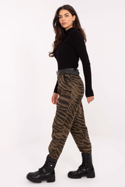 Kelnės - chaki spalvos