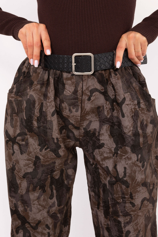 Kelnės - tamsiai rudos