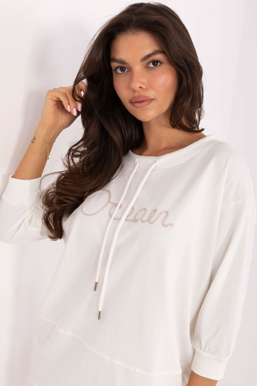 Ecru spalvos palaidinė