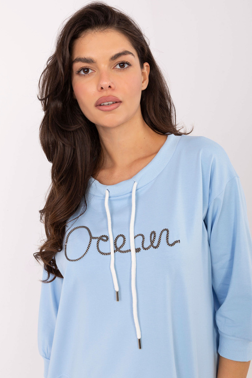 Šviesiai mėlyna palaidinė