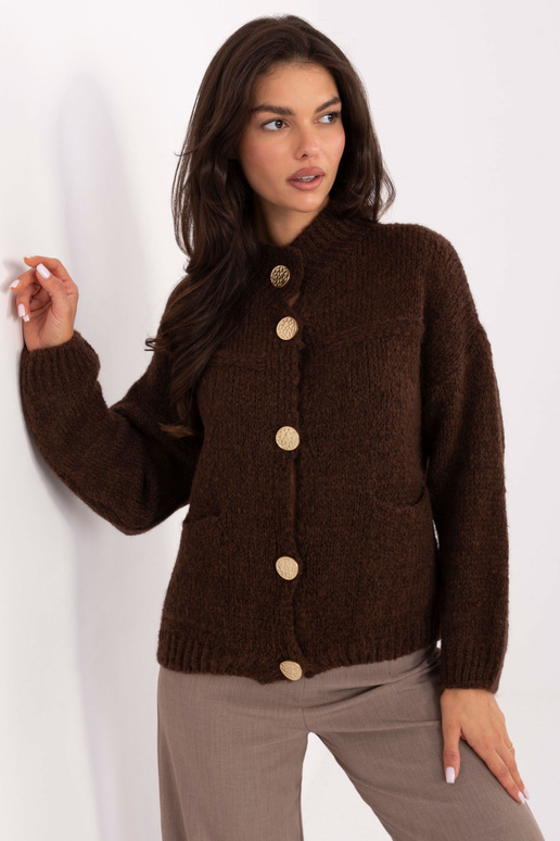 Tamsiai rudas megztinis