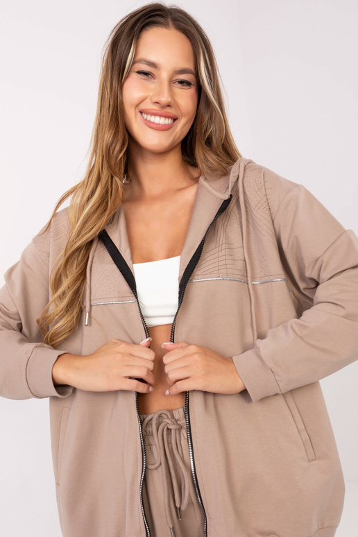 Tamsiai smėlinis komplektas