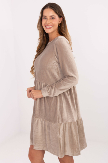 Tamsiai smėlinė suknelė