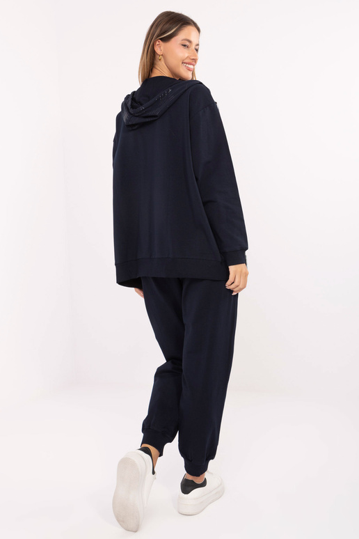 Komplektas tamsiai mėlynos spalvos