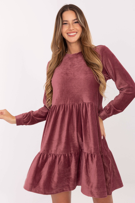 Suknelė tamsiai rožinės spalvos