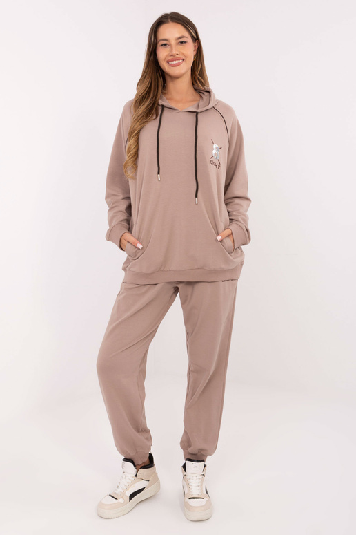 Komplektas tamsiai smėlinės spalvos