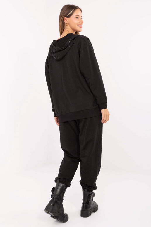 Komplektas juodos spalvos