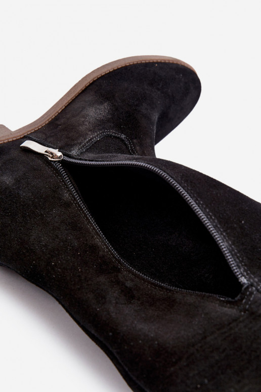 Zazoo 3407 iš zomšos ilgaauliai batai iki kelių  su plačiais kulniukais Juodos spalvos