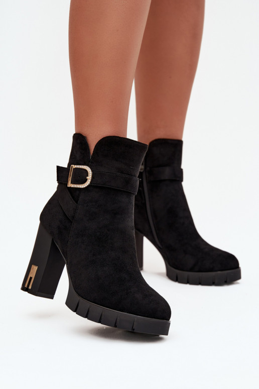 pašiltinti Moteriški aulinukai su sagtimis Juodos spalvos Nolivira pašiltinti Moteriški aulinukai su sagtimis Juodos spalvos Nolivira