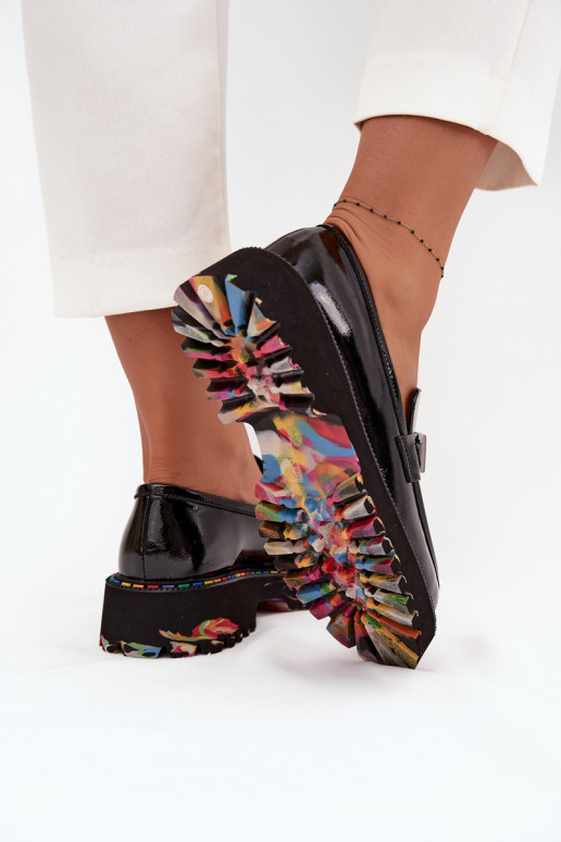 batai moteriški mokasinai Z su lako efektuj Skóry Artiker 57C0070 Juodos spalvos