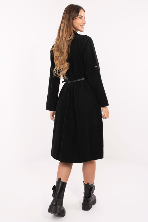 Suknelė juodos spalvos