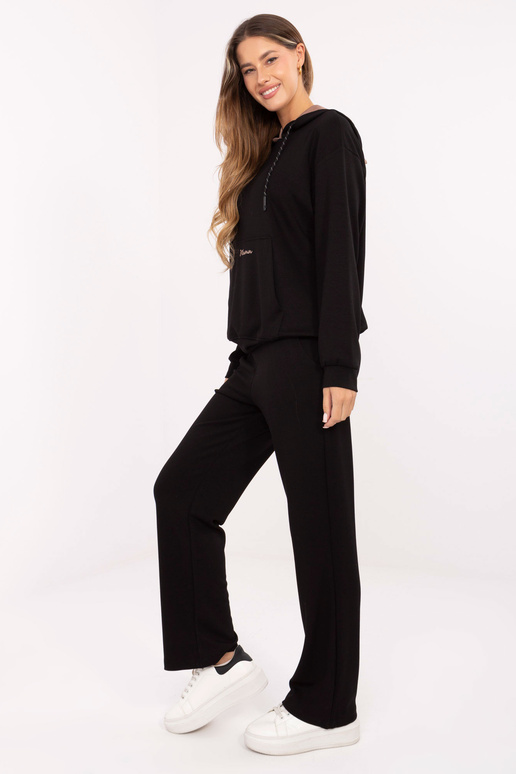 Juodai smėlinis komplektas