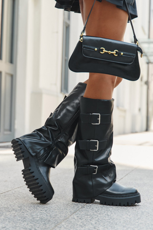 Pašiltinti moteriški ilgaauliai batai su sidabro spalvos sagtimis juodos spalvos "Isavine"