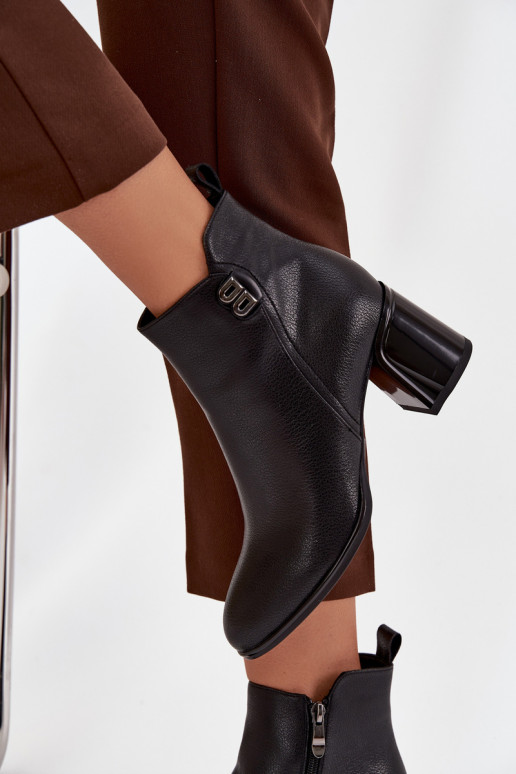 pašiltinti Moteriški aulinukai Z Naturalnej Skóry su kulniukais Juodos spalvos Jovelle