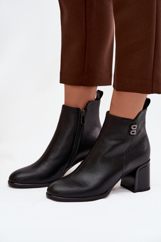 pašiltinti Moteriški aulinukai Z Naturalnej Skóry su kulniukais Juodos spalvos Jovelle